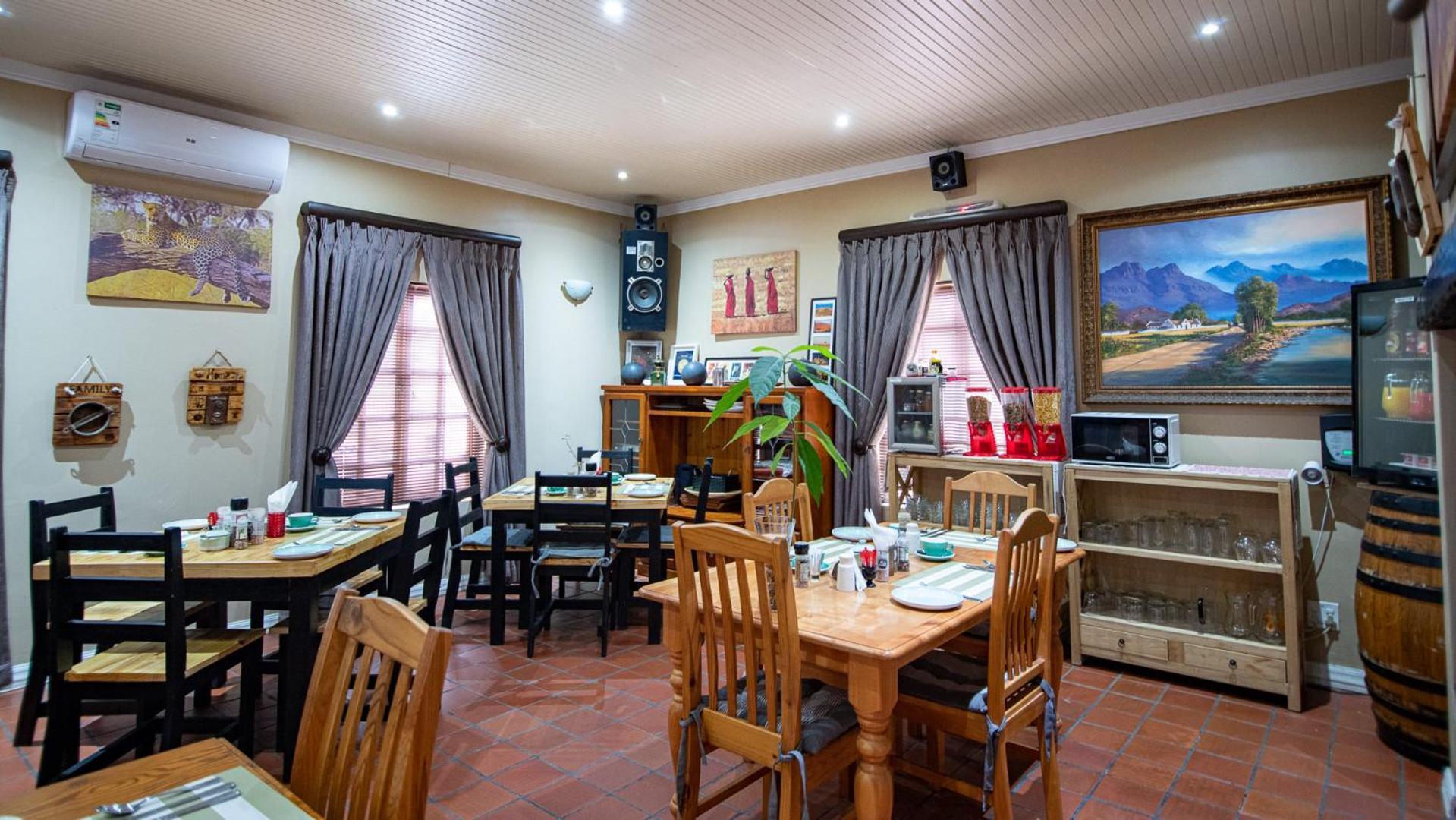 Guesthouse De Tijger Lodge Parow Exterior photo