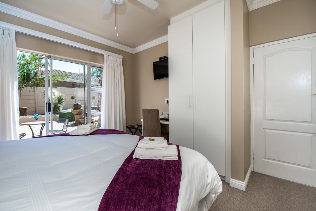 Guesthouse De Tijger Lodge Parow Room photo